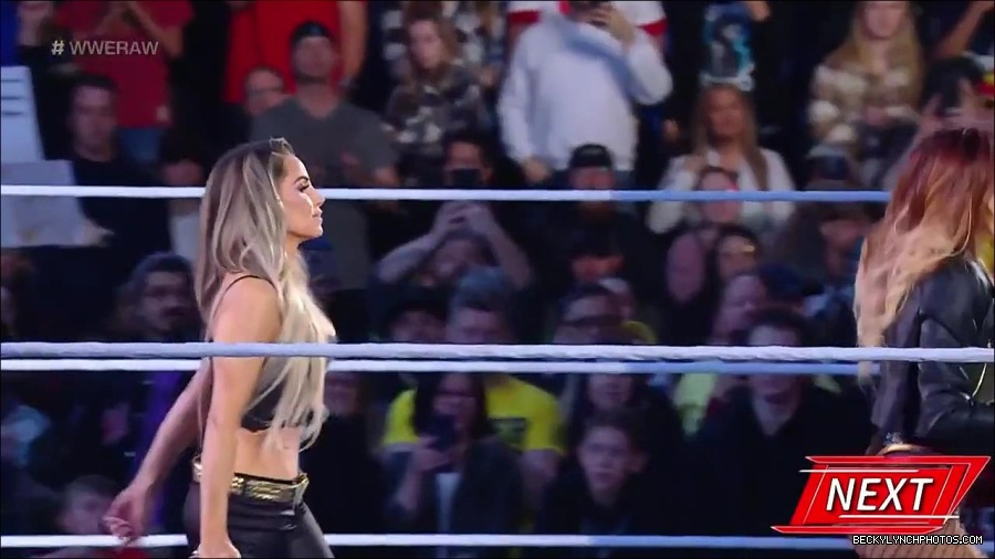 WWE_Monday_Night_Raw_2023_04_10_720p_HDTV_x264-NWCHD_mp4_001886906.jpg
