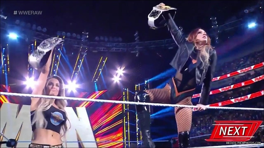 WWE_Monday_Night_Raw_2023_04_10_720p_HDTV_x264-NWCHD_mp4_001889308.jpg