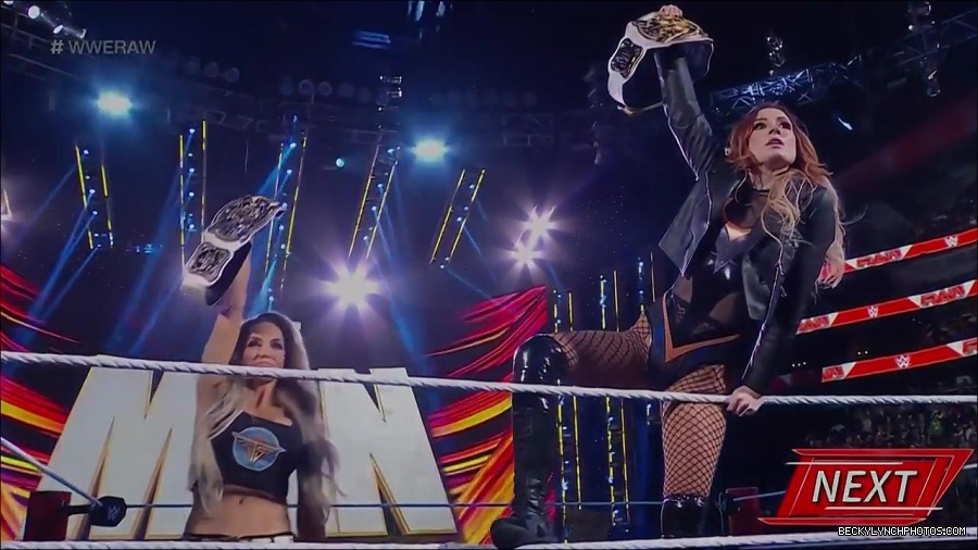 WWE_Monday_Night_Raw_2023_04_10_720p_HDTV_x264-NWCHD_mp4_001891710.jpg