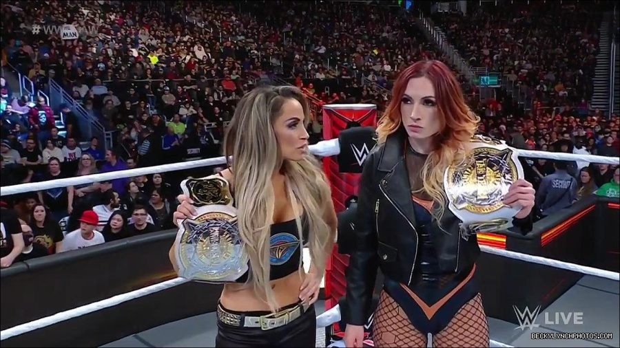 WWE_Monday_Night_Raw_2023_04_10_720p_HDTV_x264-NWCHD_mp4_001957142.jpg