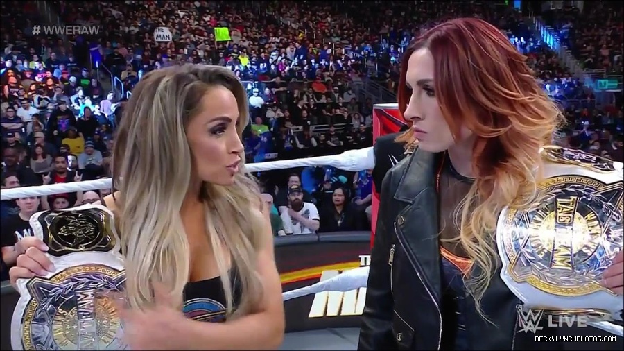 WWE_Monday_Night_Raw_2023_04_10_720p_HDTV_x264-NWCHD_mp4_001960346.jpg