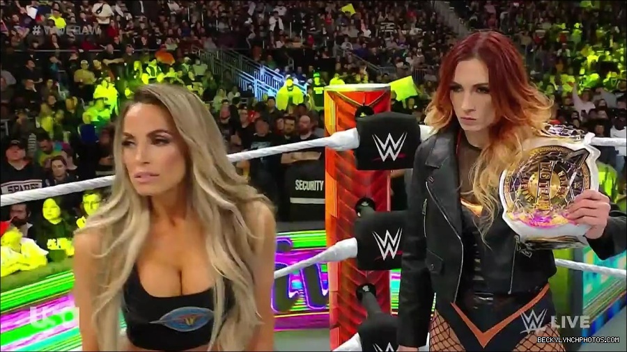 WWE_Monday_Night_Raw_2023_04_10_720p_HDTV_x264-NWCHD_mp4_002009194.jpg