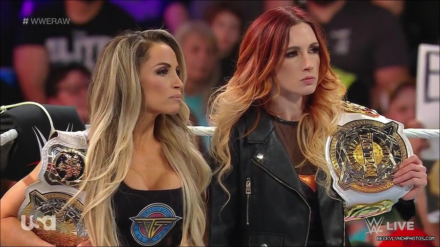 WWE_Monday_Night_Raw_2023_04_10_720p_HDTV_x264-NWCHD_mp4_002042428.jpg