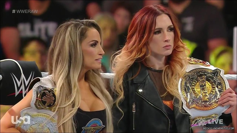 WWE_Monday_Night_Raw_2023_04_10_720p_HDTV_x264-NWCHD_mp4_002043629.jpg