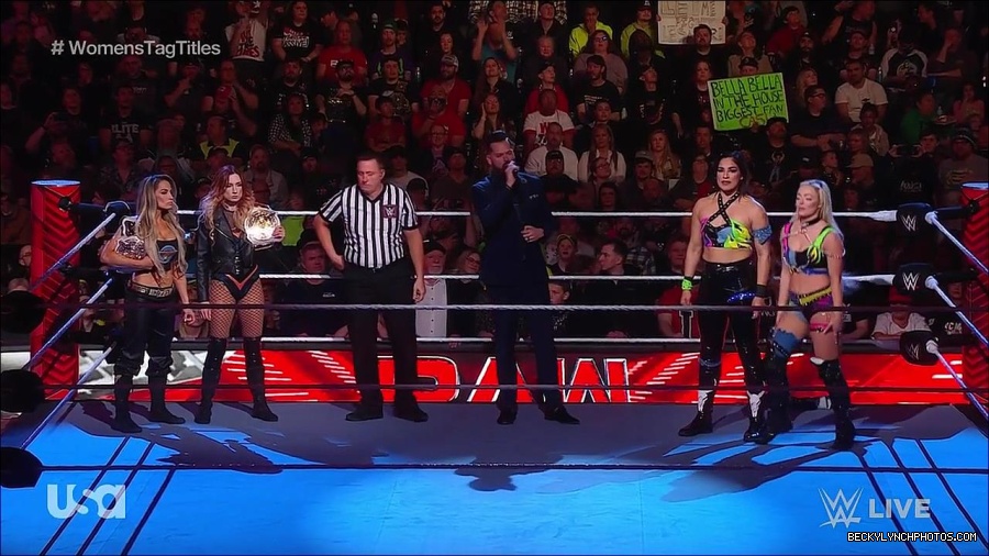 WWE_Monday_Night_Raw_2023_04_10_720p_HDTV_x264-NWCHD_mp4_002064850.jpg
