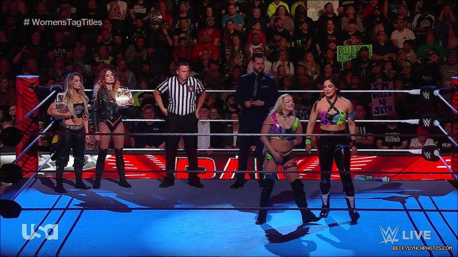 WWE_Monday_Night_Raw_2023_04_10_720p_HDTV_x264-NWCHD_mp4_002076862.jpg
