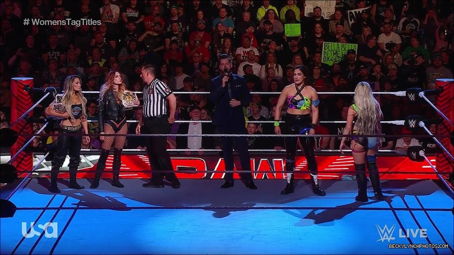 WWE_Monday_Night_Raw_2023_04_10_720p_HDTV_x264-NWCHD_mp4_002080065.jpg
