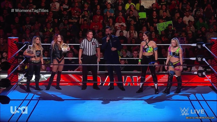 WWE_Monday_Night_Raw_2023_04_10_720p_HDTV_x264-NWCHD_mp4_002083669.jpg