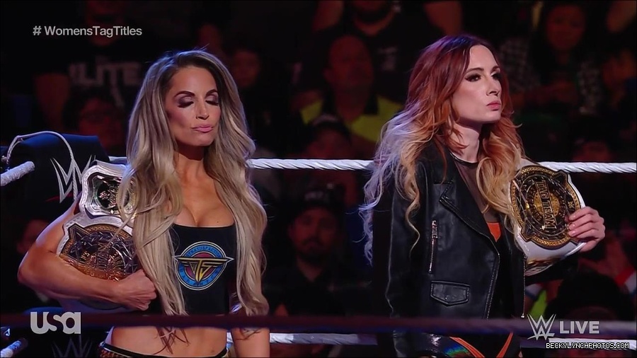WWE_Monday_Night_Raw_2023_04_10_720p_HDTV_x264-NWCHD_mp4_002085671.jpg