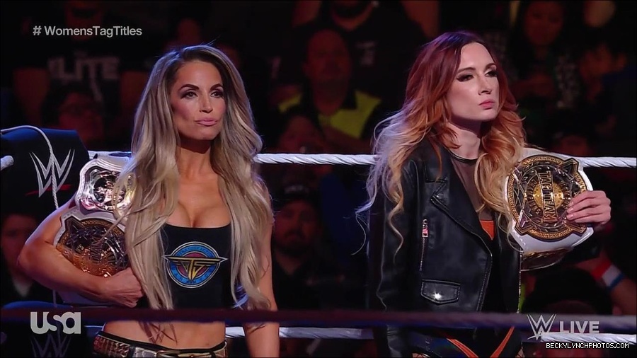 WWE_Monday_Night_Raw_2023_04_10_720p_HDTV_x264-NWCHD_mp4_002086071.jpg