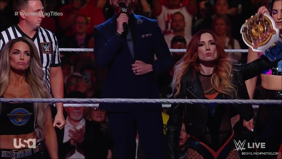 WWE_Monday_Night_Raw_2023_04_10_720p_HDTV_x264-NWCHD_mp4_002094880.jpg