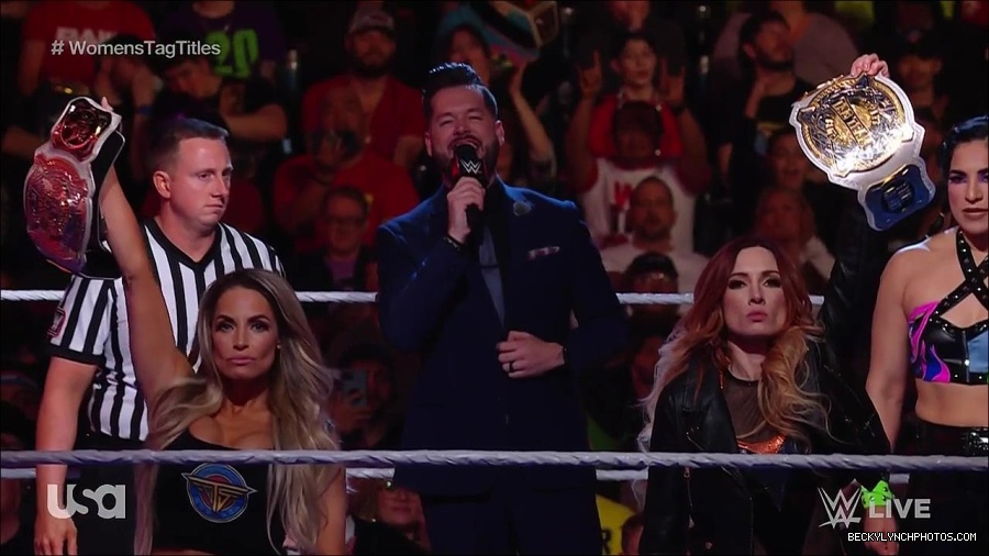 WWE_Monday_Night_Raw_2023_04_10_720p_HDTV_x264-NWCHD_mp4_002096081.jpg