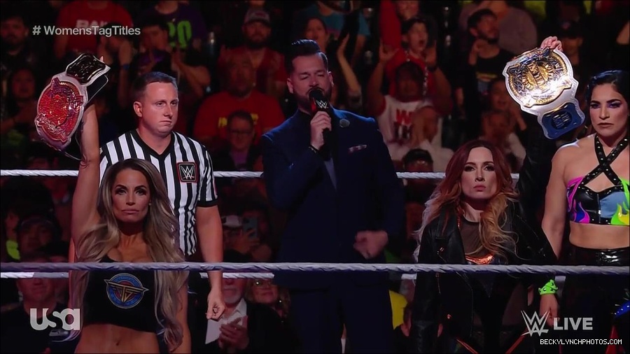 WWE_Monday_Night_Raw_2023_04_10_720p_HDTV_x264-NWCHD_mp4_002097282.jpg