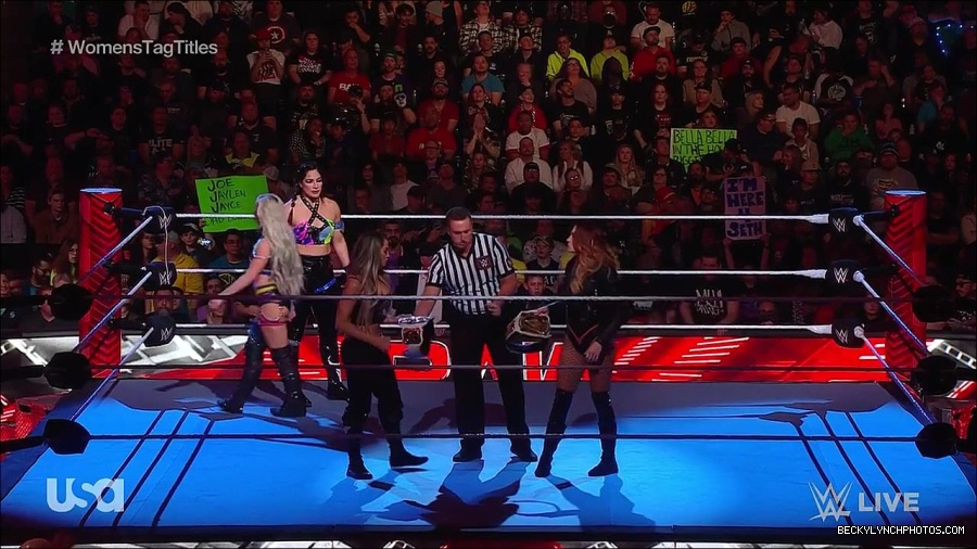 WWE_Monday_Night_Raw_2023_04_10_720p_HDTV_x264-NWCHD_mp4_002104890.jpg