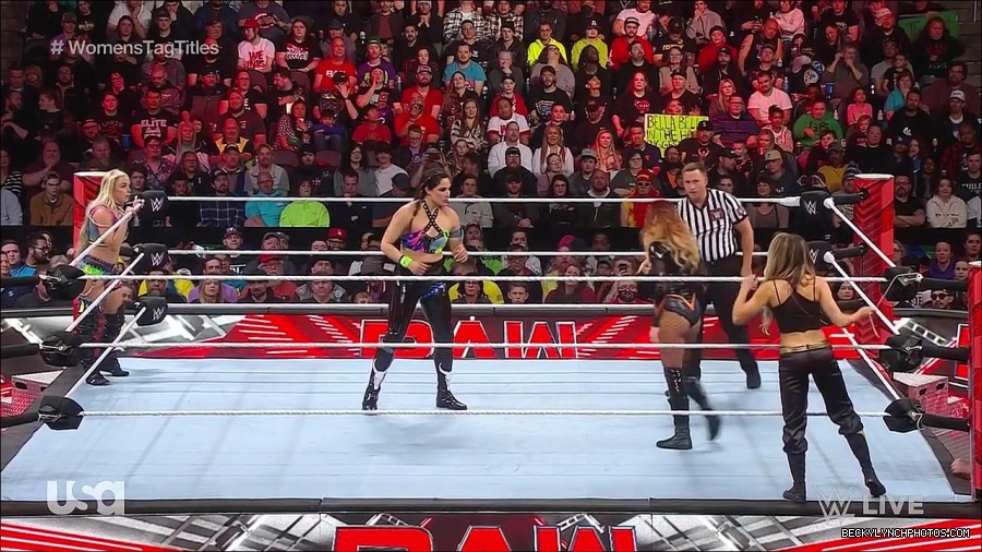 WWE_Monday_Night_Raw_2023_04_10_720p_HDTV_x264-NWCHD_mp4_002121707.jpg