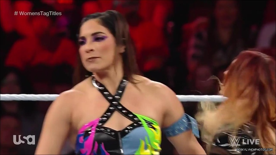WWE_Monday_Night_Raw_2023_04_10_720p_HDTV_x264-NWCHD_mp4_002124910.jpg