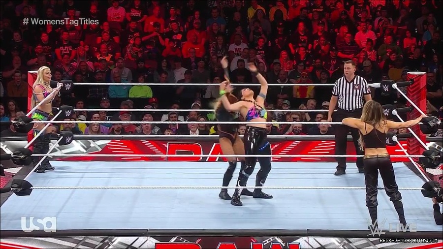 WWE_Monday_Night_Raw_2023_04_10_720p_HDTV_x264-NWCHD_mp4_002156942.jpg