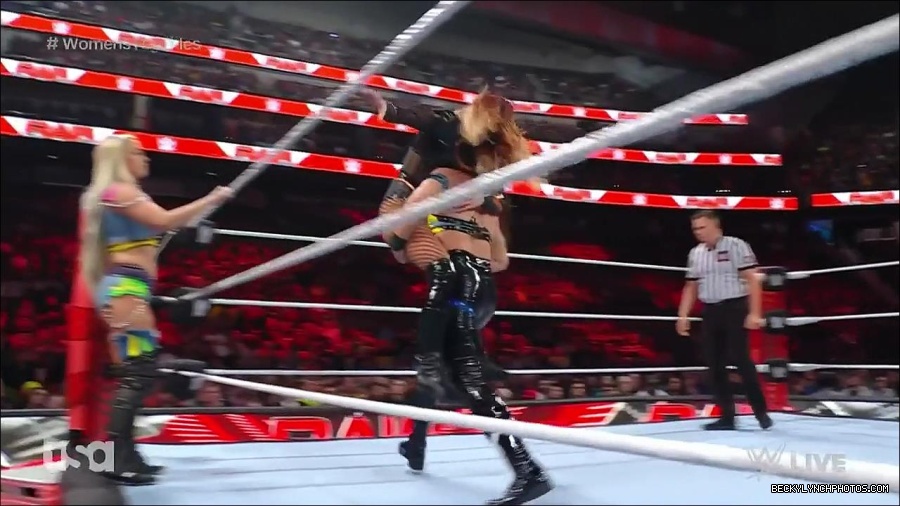 WWE_Monday_Night_Raw_2023_04_10_720p_HDTV_x264-NWCHD_mp4_002160145.jpg