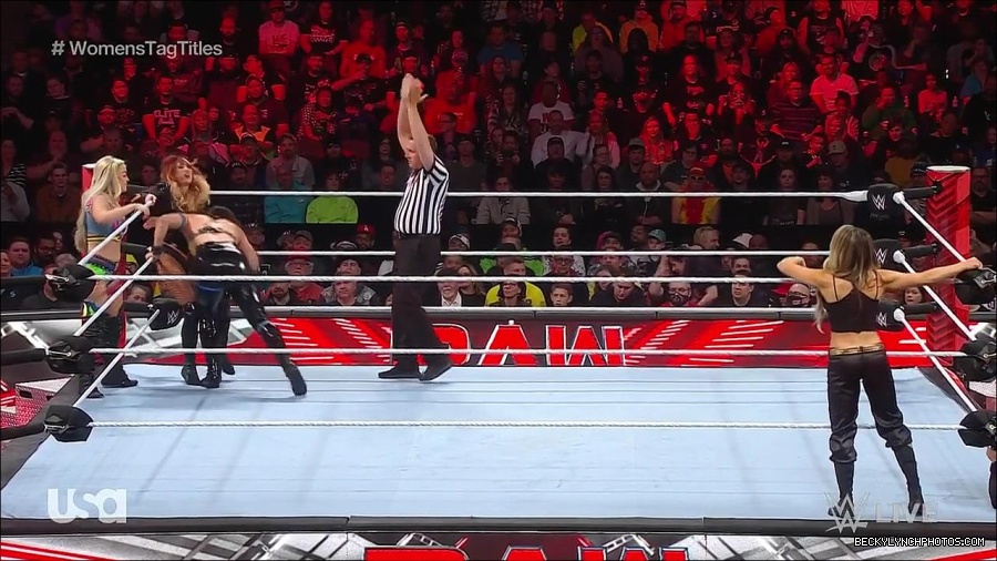 WWE_Monday_Night_Raw_2023_04_10_720p_HDTV_x264-NWCHD_mp4_002162948.jpg