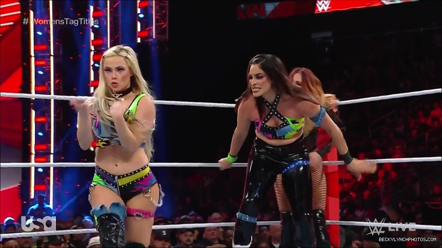 WWE_Monday_Night_Raw_2023_04_10_720p_HDTV_x264-NWCHD_mp4_002165751.jpg