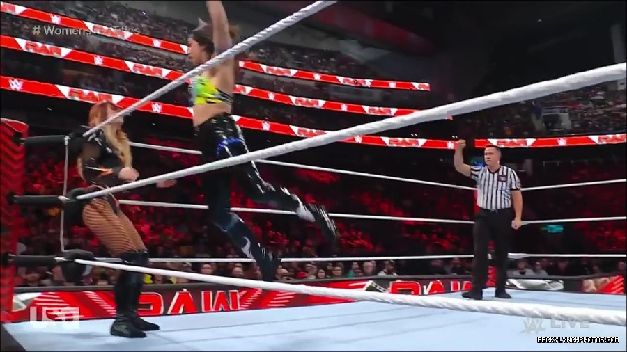 WWE_Monday_Night_Raw_2023_04_10_720p_HDTV_x264-NWCHD_mp4_002173759.jpg