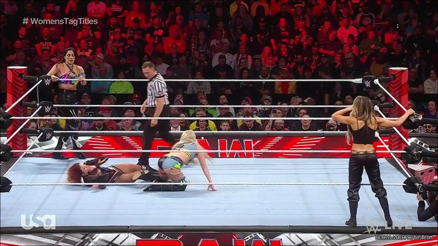WWE_Monday_Night_Raw_2023_04_10_720p_HDTV_x264-NWCHD_mp4_002178564.jpg