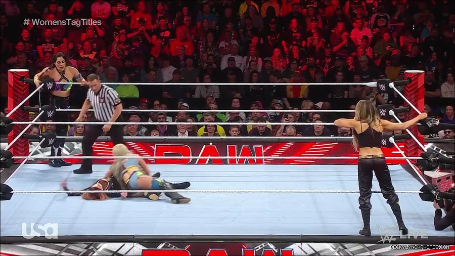 WWE_Monday_Night_Raw_2023_04_10_720p_HDTV_x264-NWCHD_mp4_002179364.jpg