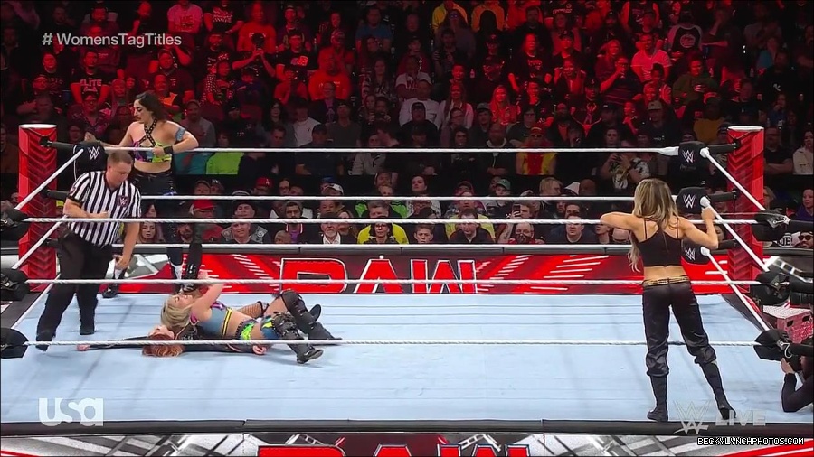 WWE_Monday_Night_Raw_2023_04_10_720p_HDTV_x264-NWCHD_mp4_002180165.jpg