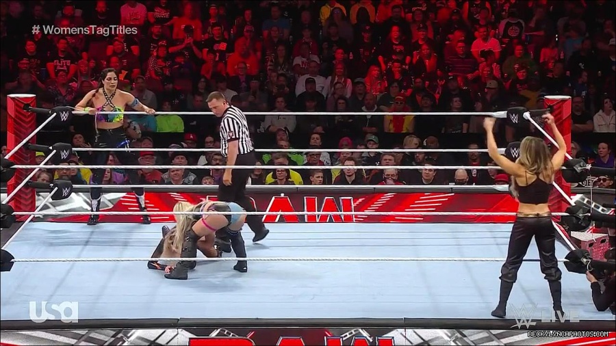 WWE_Monday_Night_Raw_2023_04_10_720p_HDTV_x264-NWCHD_mp4_002188974.jpg