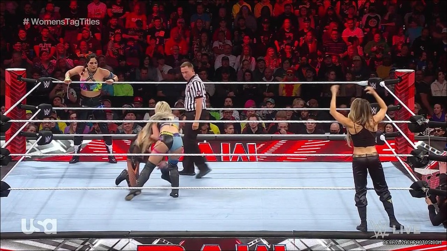 WWE_Monday_Night_Raw_2023_04_10_720p_HDTV_x264-NWCHD_mp4_002189775.jpg