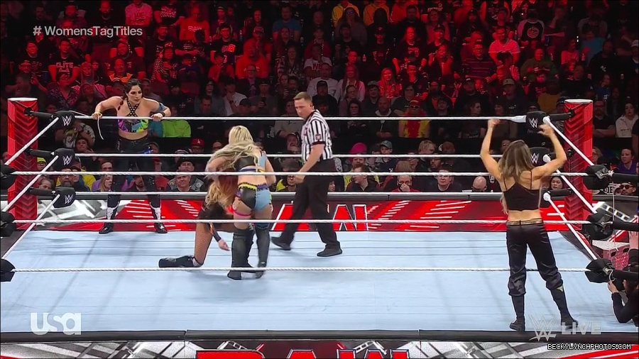WWE_Monday_Night_Raw_2023_04_10_720p_HDTV_x264-NWCHD_mp4_002190175.jpg