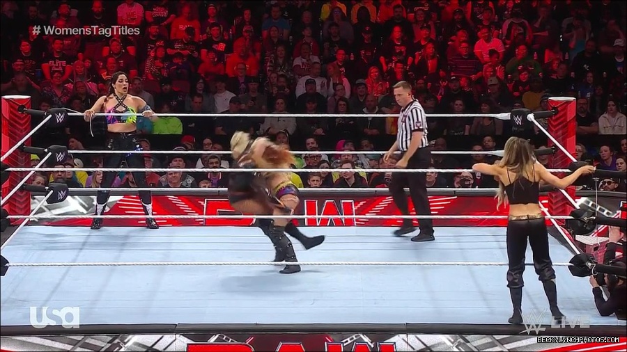 WWE_Monday_Night_Raw_2023_04_10_720p_HDTV_x264-NWCHD_mp4_002192978.jpg