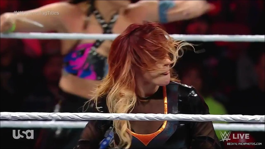 WWE_Monday_Night_Raw_2023_04_10_720p_HDTV_x264-NWCHD_mp4_002207392.jpg