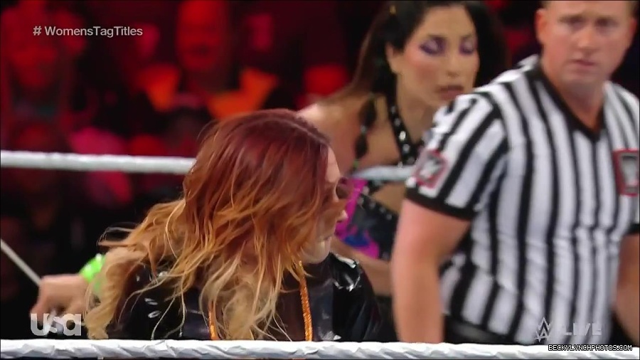 WWE_Monday_Night_Raw_2023_04_10_720p_HDTV_x264-NWCHD_mp4_002208994.jpg