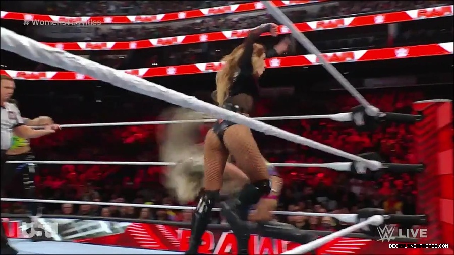 WWE_Monday_Night_Raw_2023_04_10_720p_HDTV_x264-NWCHD_mp4_002211797.jpg