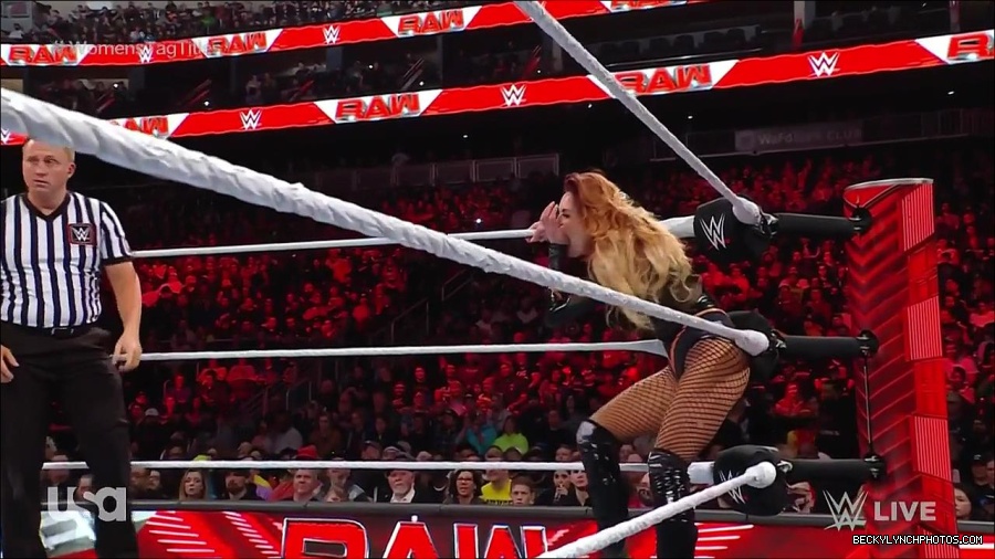 WWE_Monday_Night_Raw_2023_04_10_720p_HDTV_x264-NWCHD_mp4_002213398.jpg