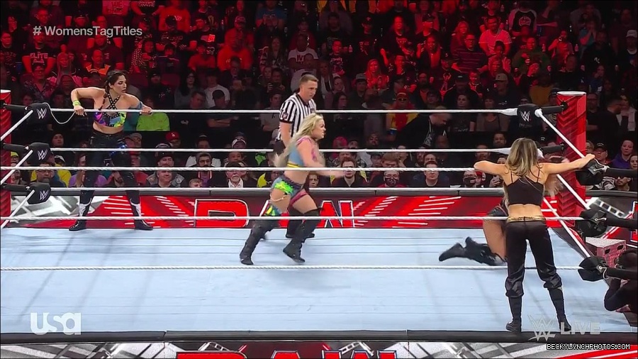 WWE_Monday_Night_Raw_2023_04_10_720p_HDTV_x264-NWCHD_mp4_002217803.jpg