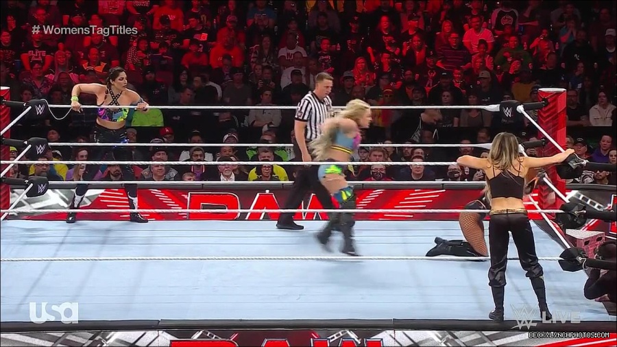WWE_Monday_Night_Raw_2023_04_10_720p_HDTV_x264-NWCHD_mp4_002218203.jpg