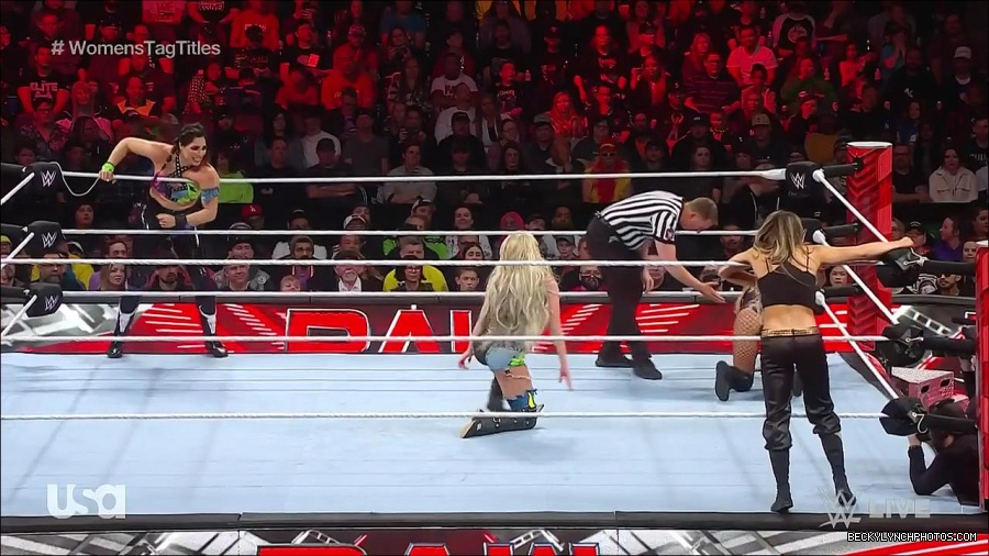 WWE_Monday_Night_Raw_2023_04_10_720p_HDTV_x264-NWCHD_mp4_002221807.jpg
