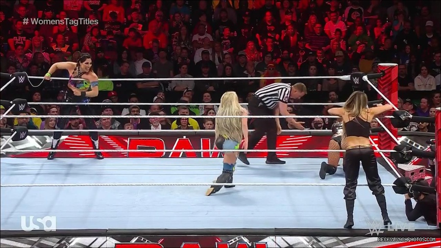 WWE_Monday_Night_Raw_2023_04_10_720p_HDTV_x264-NWCHD_mp4_002222207.jpg
