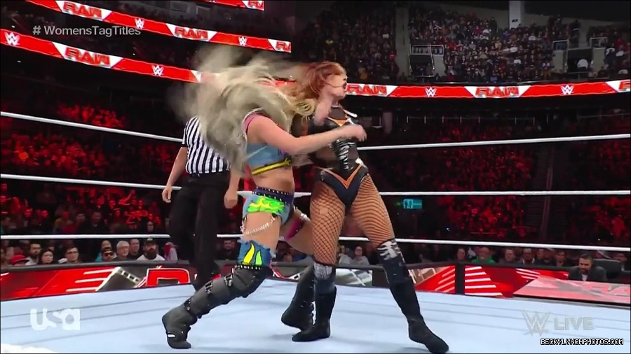 WWE_Monday_Night_Raw_2023_04_10_720p_HDTV_x264-NWCHD_mp4_002241927.jpg