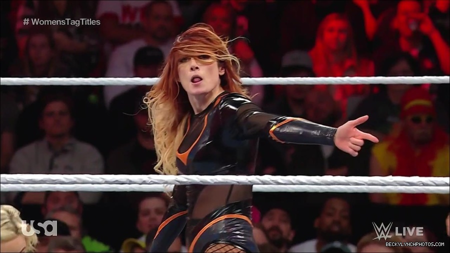 WWE_Monday_Night_Raw_2023_04_10_720p_HDTV_x264-NWCHD_mp4_002243929.jpg