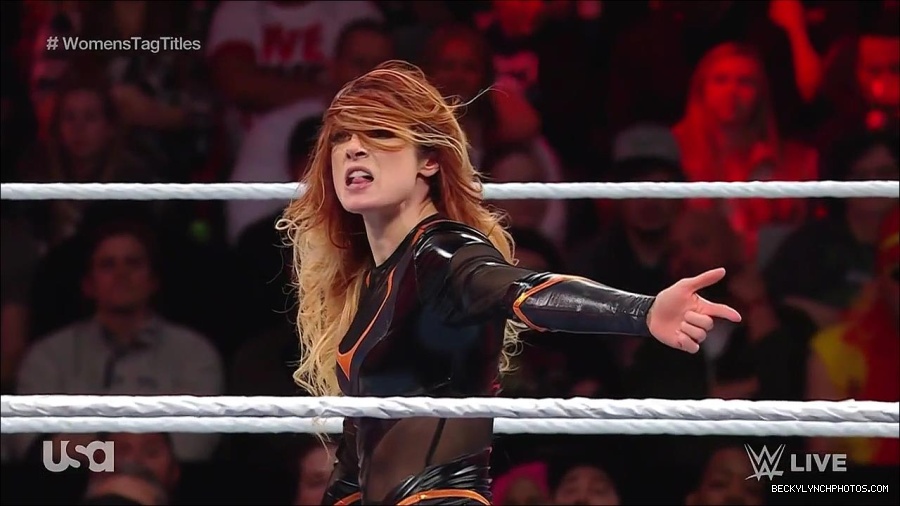 WWE_Monday_Night_Raw_2023_04_10_720p_HDTV_x264-NWCHD_mp4_002244730.jpg
