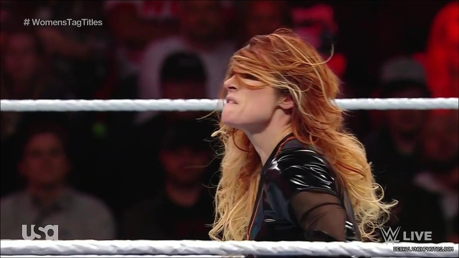 WWE_Monday_Night_Raw_2023_04_10_720p_HDTV_x264-NWCHD_mp4_002247132.jpg