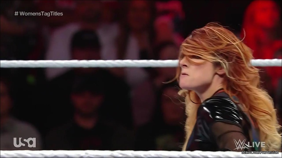 WWE_Monday_Night_Raw_2023_04_10_720p_HDTV_x264-NWCHD_mp4_002247532.jpg