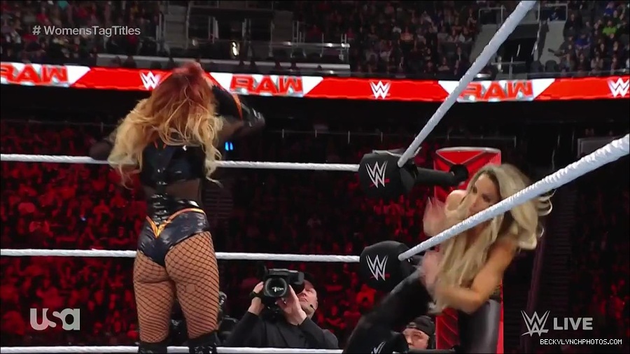 WWE_Monday_Night_Raw_2023_04_10_720p_HDTV_x264-NWCHD_mp4_002249935.jpg