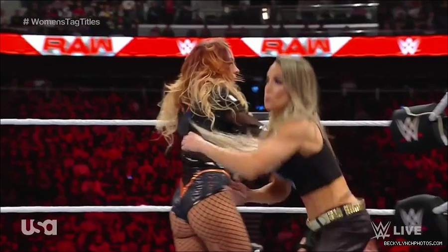 WWE_Monday_Night_Raw_2023_04_10_720p_HDTV_x264-NWCHD_mp4_002251136.jpg