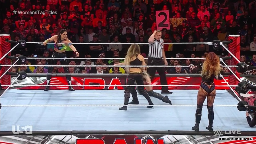 WWE_Monday_Night_Raw_2023_04_10_720p_HDTV_x264-NWCHD_mp4_002260345.jpg