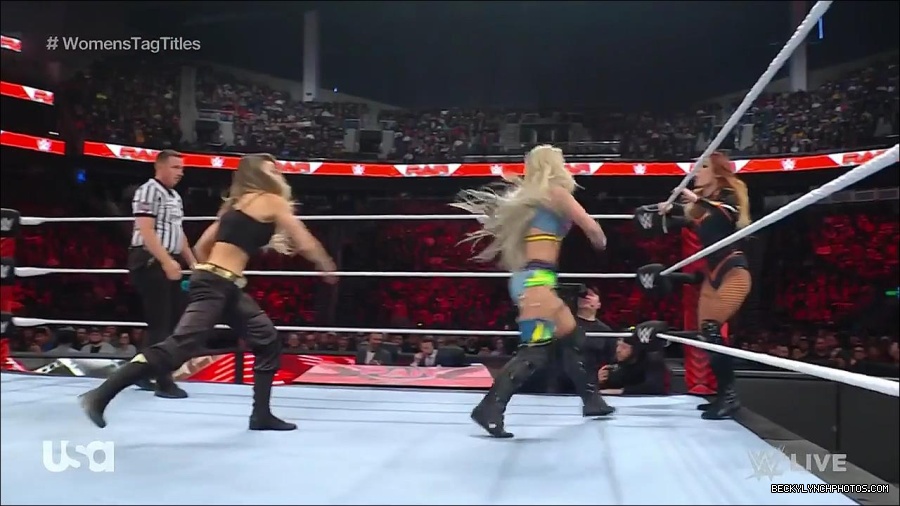 WWE_Monday_Night_Raw_2023_04_10_720p_HDTV_x264-NWCHD_mp4_002262748.jpg