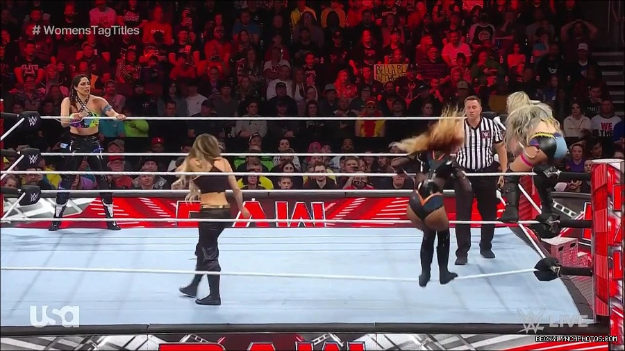 WWE_Monday_Night_Raw_2023_04_10_720p_HDTV_x264-NWCHD_mp4_002267953.jpg